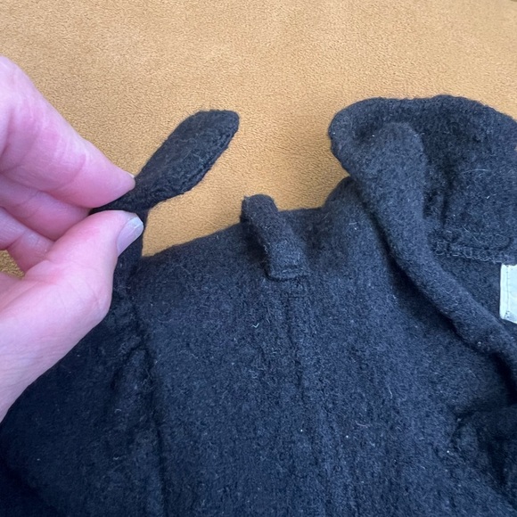 Anthropologie Charlie & Robin Cardigan Black
Sweater/Coat - Picture 6 of 9